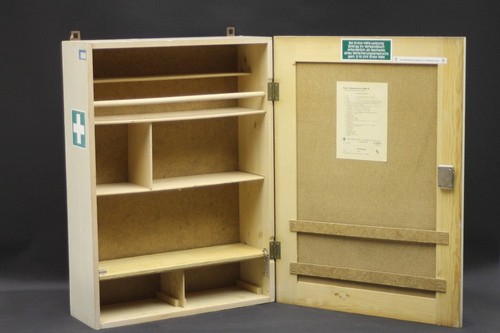 Alter holzschrank arztschrank - holzschrank,